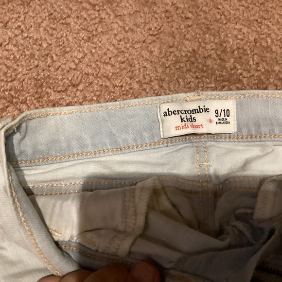 Abercrombie Kids Light Blue Jean Shorts - Picture 2 of 3